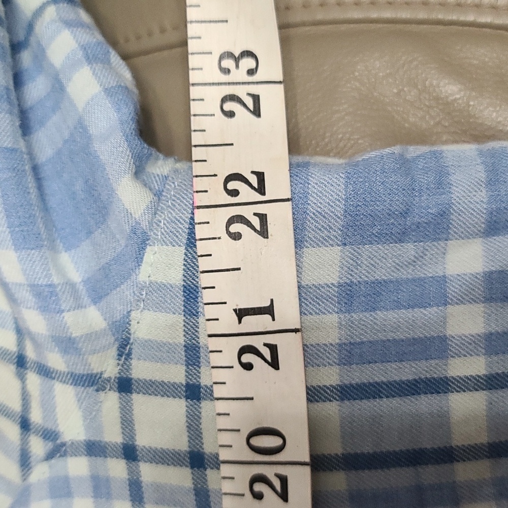L.L.Bean Mens Flannel Shirt Blue/White Plaid Gray Fleece Lining Pocket M EUC - Picture 10 of 12